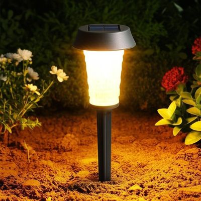 Un buon prezzo. 8-10 ore durata della batteria Lampade da giardino solari Tipo di impianto di palo Temperatura di colore bianco caldo in linea