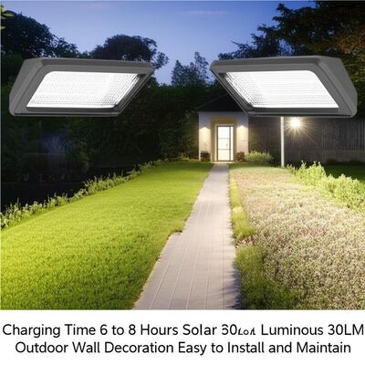 Un buon prezzo. Tempo di ricarica da 6 a 8 ore Lampade a parete solari con 30LM Flux luminoso Decorazione di parete esterna Facile da installare e mantenere in linea