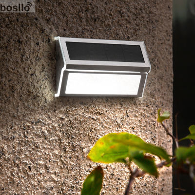 Un buon prezzo. Lampade da parete esterne a lunga durata con batteria AA NI-MH 1.2V 1300MA in linea