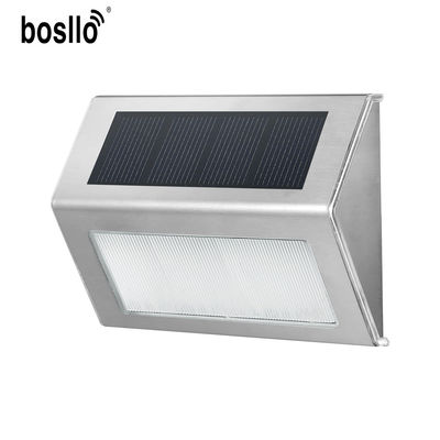 Un buon prezzo. IP45 impermeabile Luci a parete a energia solare Nessun cablaggio necessario Facile installazione in linea