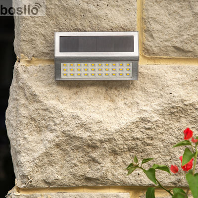 Un buon prezzo. Luce calda 3000K Lampade solari per pareti Lampade solari per esterni versatili 8-10 ore di lavoro in linea